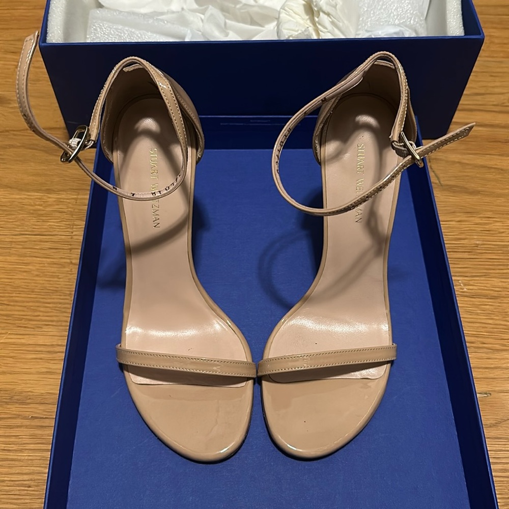 Stuart Weitzman Nudistsong Patent Ankle-Wrap High-Heel Sandals sz 6